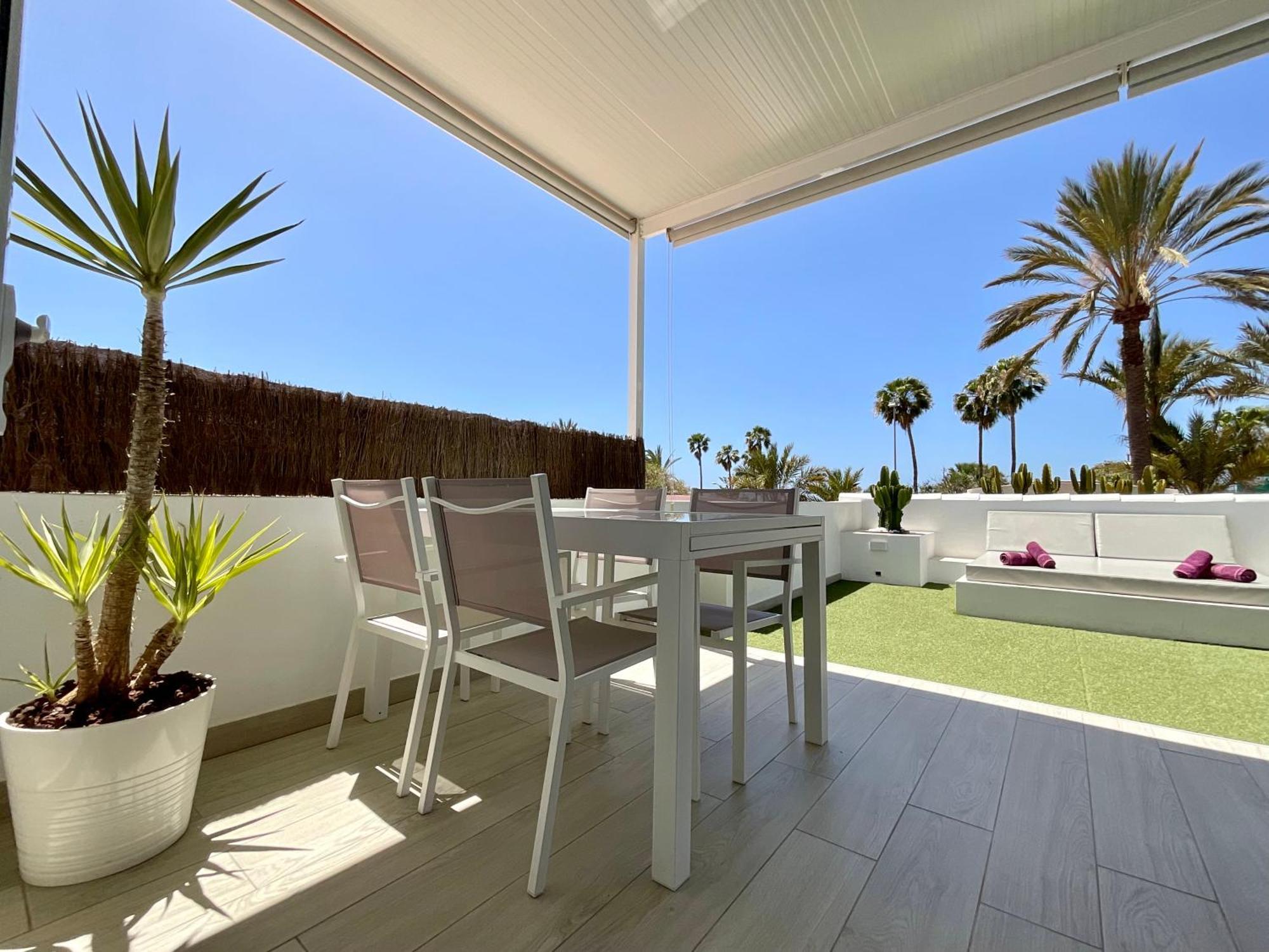 Las Americas Luxury Low-Cost Apartment With Terrace & Views Playa de las Americas  Exterior foto